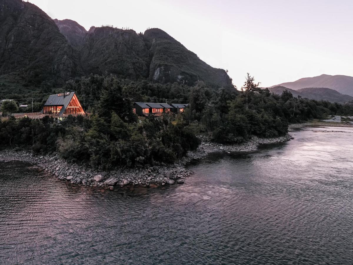 Tawa Refugio Del Puelo Hotell Puelo River Exteriör bild
